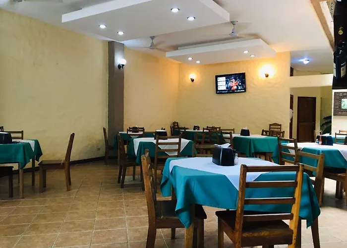 Casa Esmeralda Hotel *
