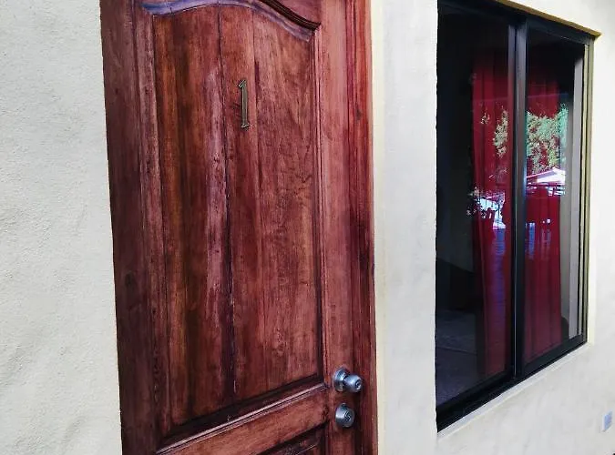 Hotel Casa Esmeralda *